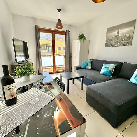 Mountain, Pool & Sea Apartment Punta Del Hidalgo Exterior photo